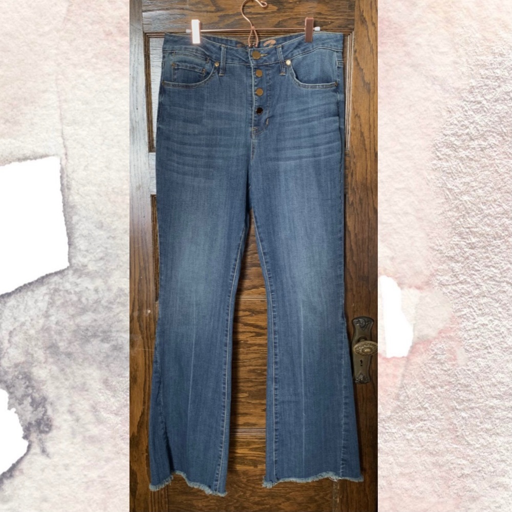 Ultra High Rise Flare Jeans - Picture 4 of 9